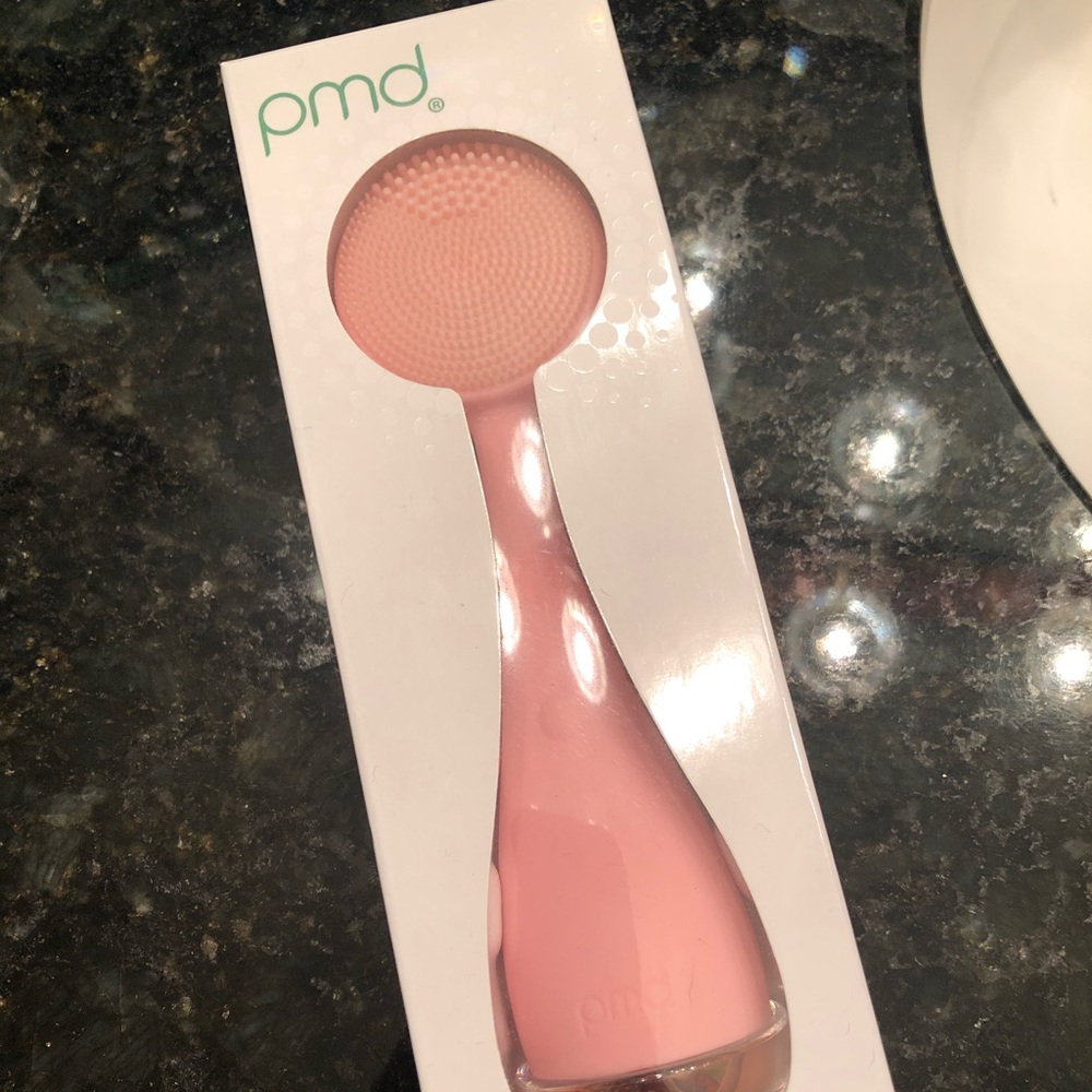 🆕 PMD Clean Face Brush - Picture 5 of 5